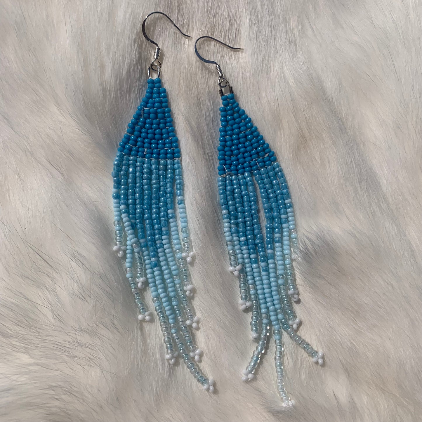 Acâhkos Earrings